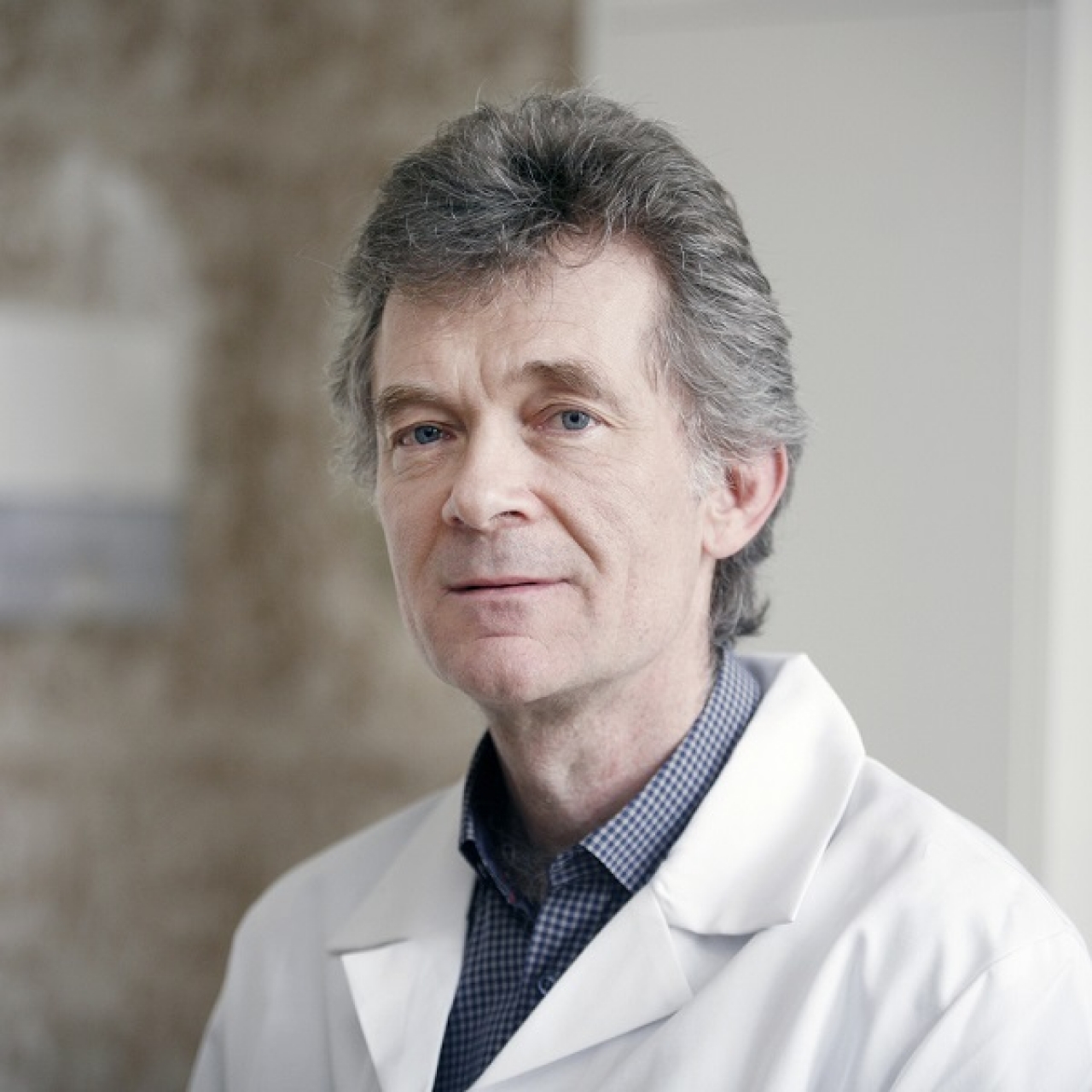 Dr. P&eacute;ter Zolt&aacute;n Ph.D.
